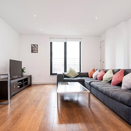 Central 2 Bed Maissonette London Bagian luar foto