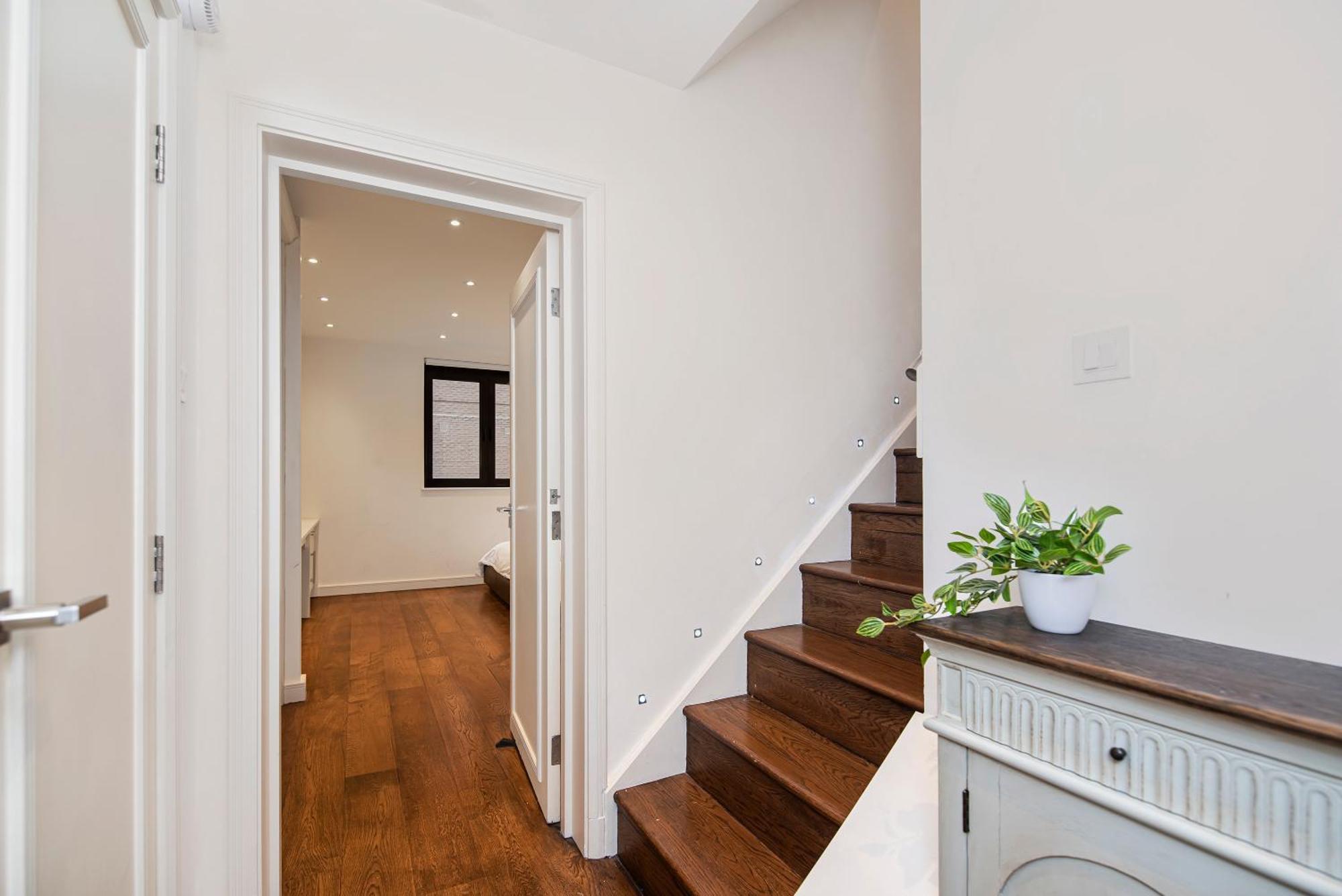 Central 2 Bed Maissonette London Bagian luar foto