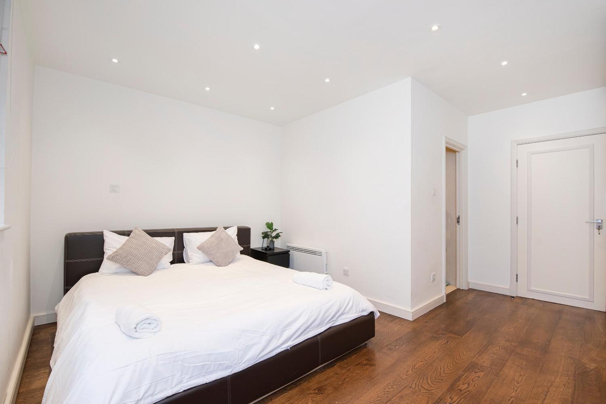Central 2 Bed Maissonette London Bagian luar foto